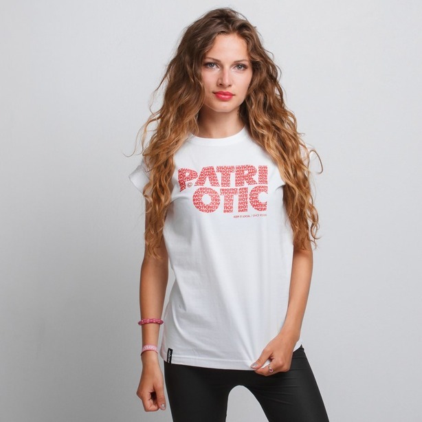 PATRIOTIC GIRL T-SHIRT SQARE CLS FONTS WHITE